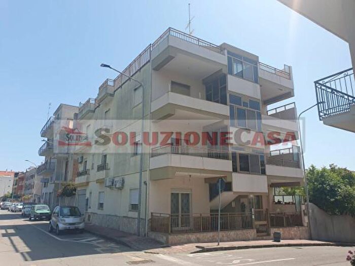 Appartamento con 5 locali in vendita in Via Tripoli, Santa Teresa Di Riva