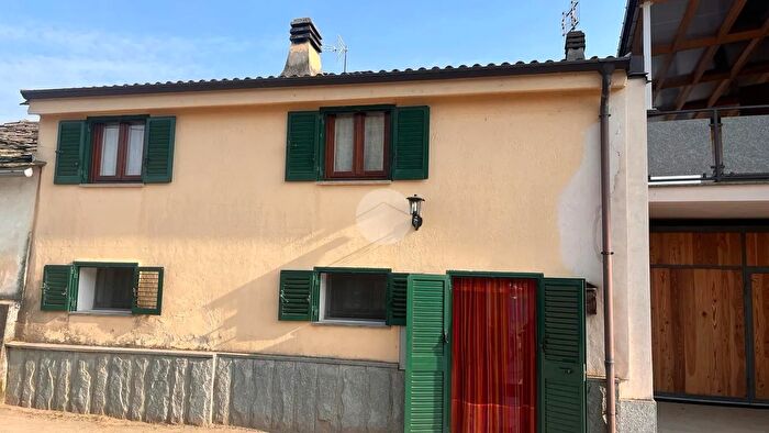 Casa con 5 locali in vendita in Via Barrata, Bagnolo Piemonte