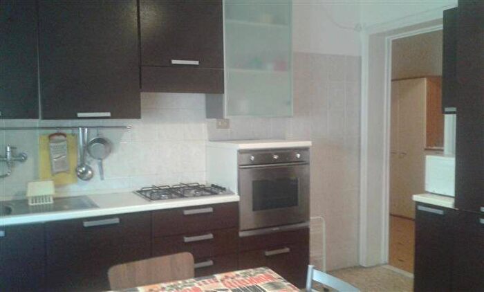 Appartamento trilocale in affitto in Centro, Varazze