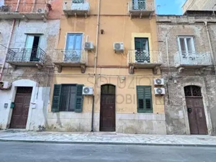 Appartamento bilocale in vendita in Via Livio Bassi, Trapani