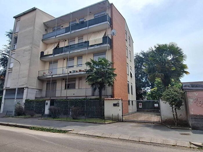 Appartamento trilocale in affitto in Via Mazzo, San Pietro Pace, Rho