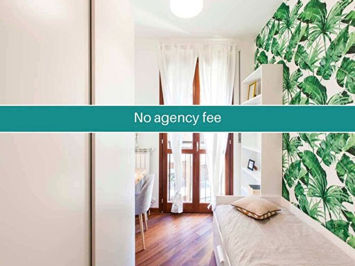 Appartamento con 6 locali in affitto in Via Privata San Martiniano, Corvetto, Milano
