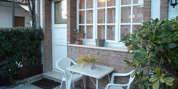 Appartamento bilocale in affitto in Viale Nino Bixio, Abissinia, Riccione