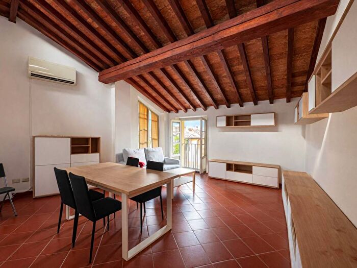 Appartamento trilocale in affitto in Centro Storico, Parma