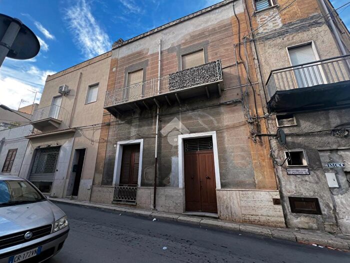 Casa con 8 locali in vendita in Via Epifanio Mattana, Mazara Del Vallo