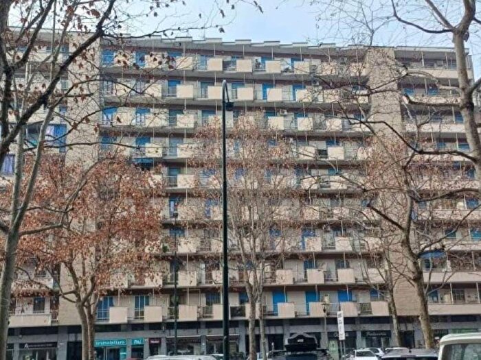 Appartamento trilocale in affitto in via Siracusa, Santa Rita, Torino
