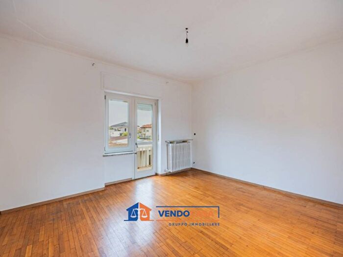 Appartamento trilocale in vendita in Via Macallè, Centro, Fossano