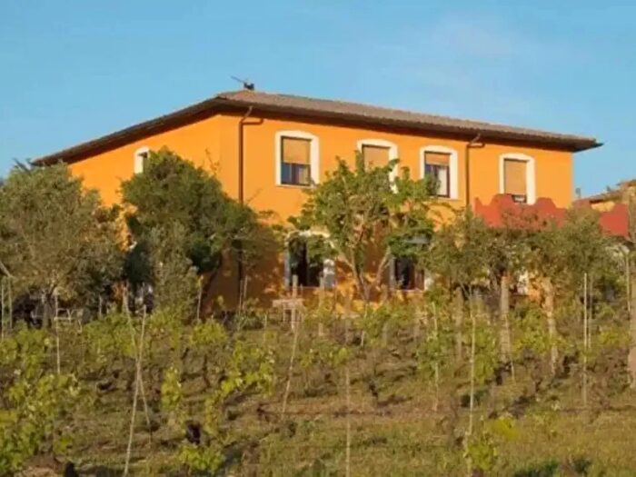 Casa con 6 locali in vendita in Viale Sassari, Monti