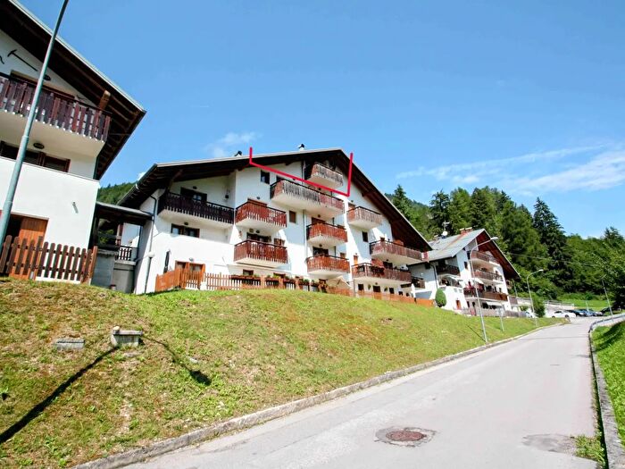 Casa bilocale in vendita in Viale dei Missionari, Lozzo Di Cadore