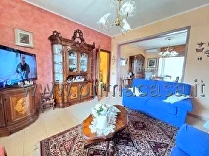 Appartamento con 8 locali in vendita in Via Mantegna, Cerea