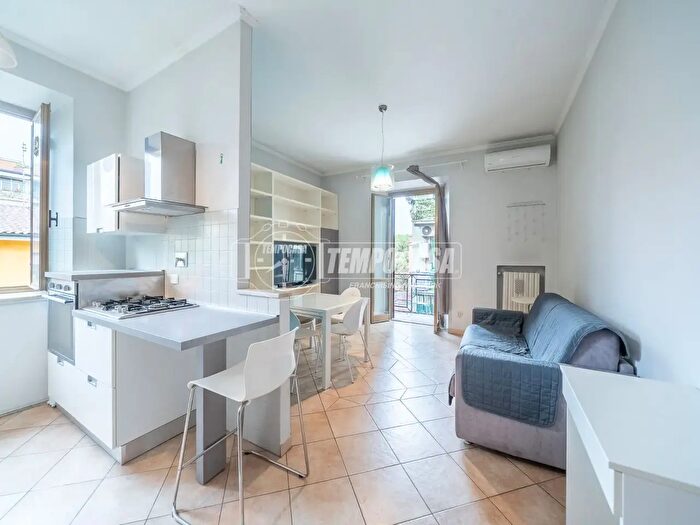 Appartamento bilocale in vendita in Via delle Chenzie, Roma