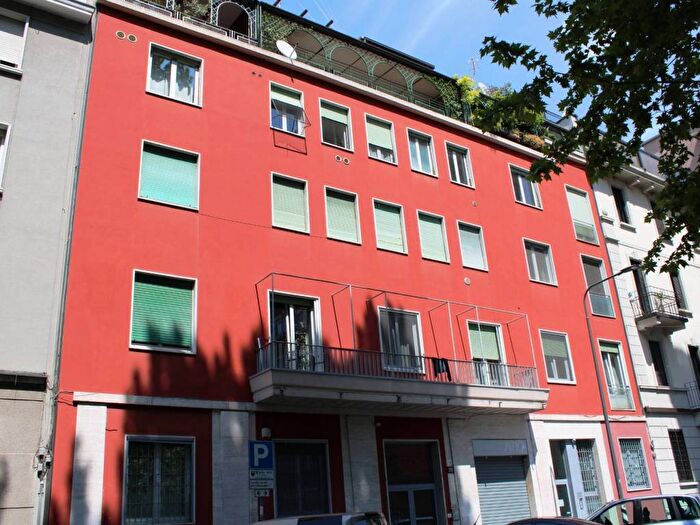 Appartamento bilocale in affitto in Via Garian, Washington, Milano