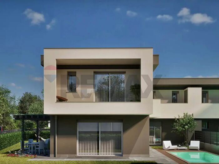 Appartamento quadrilocale in vendita in Carvico