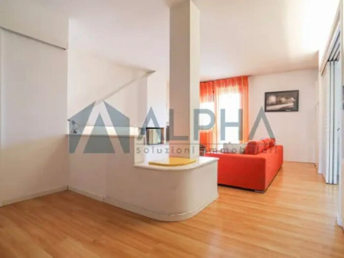 Appartamento trilocale in vendita in Via Giulio Cesare, Riccione