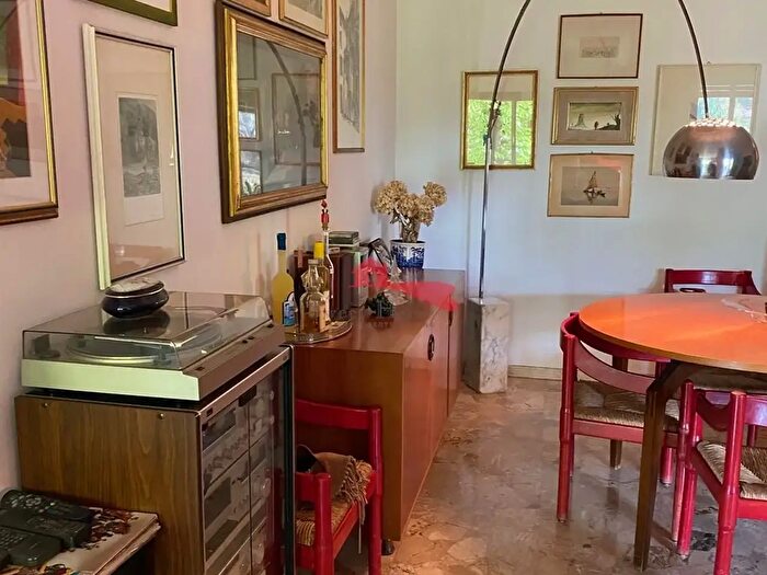 Appartamento con 8 locali in vendita in Viale Duodo, Udine