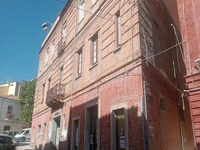 Appartamento quadrilocale in vendita in Via Donato di Gianmarco, Montorio Al Vomano