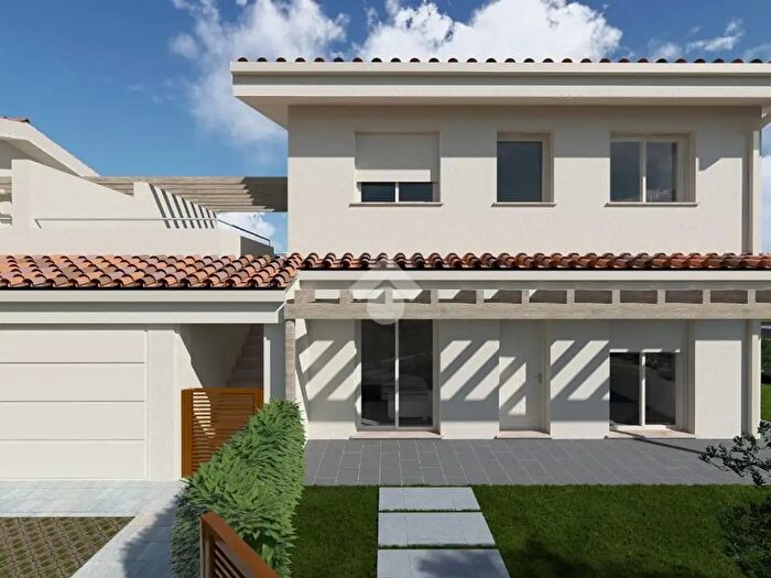 Appartamento trilocale in vendita in Via Leonardo da Vinci, Castiglione Delle Stiviere