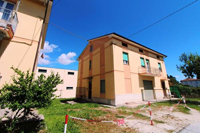 Appartamento trilocale in vendita in Via Maggio, Jesi