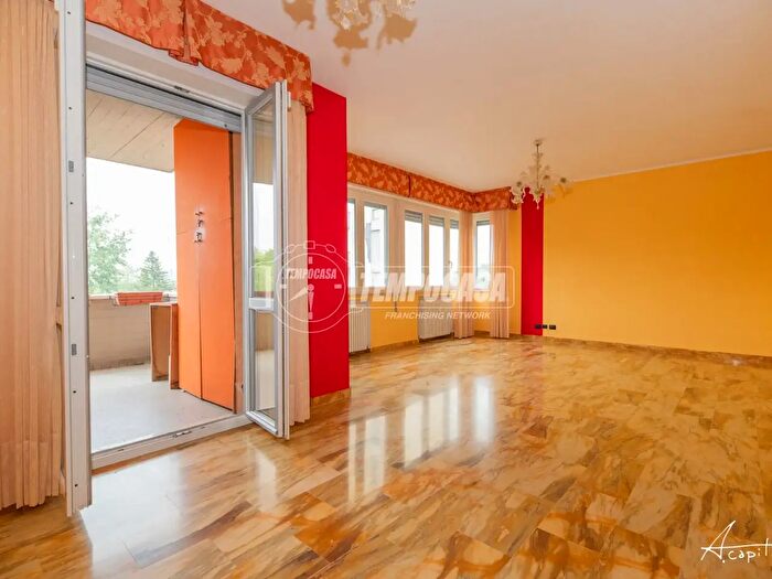 Appartamento quadrilocale in vendita in Modena