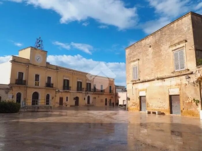 Casa trilocale in vendita in Via Giudice Raffaele Sardelli, San Vito Dei Normanni