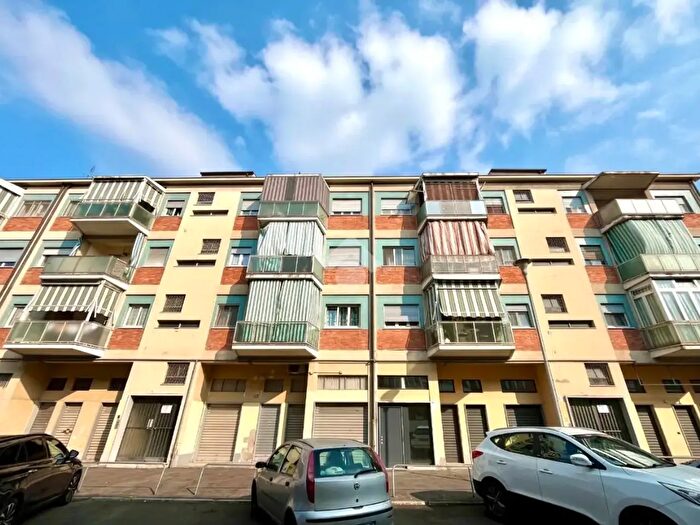 Appartamento quadrilocale in vendita in Via delle Primule, Torino