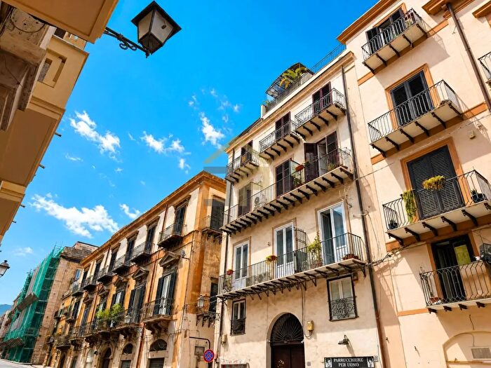 Appartamento bilocale in vendita in Via Maqueda, Palermo