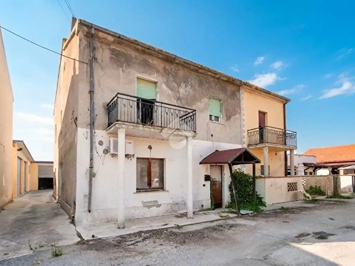 Casa quadrilocale in vendita in Contrada Piane S Pantaleone, Miglianico