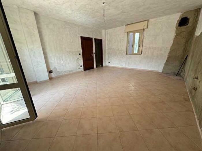 Appartamento con 6 locali in vendita in Via Nazionale, Santa Maria Del Cedro