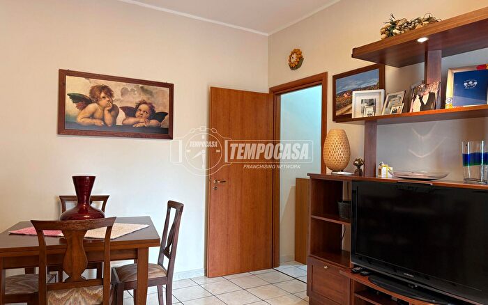 Appartamento trilocale in vendita in Viale dellAutonomia, Gravina Di Catania