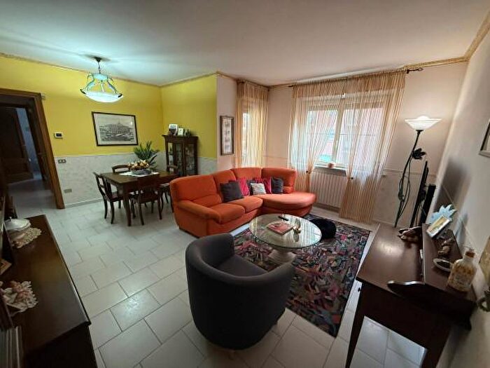 Appartamento con 5 locali in vendita in Via Agostino Depretis, Alessandria