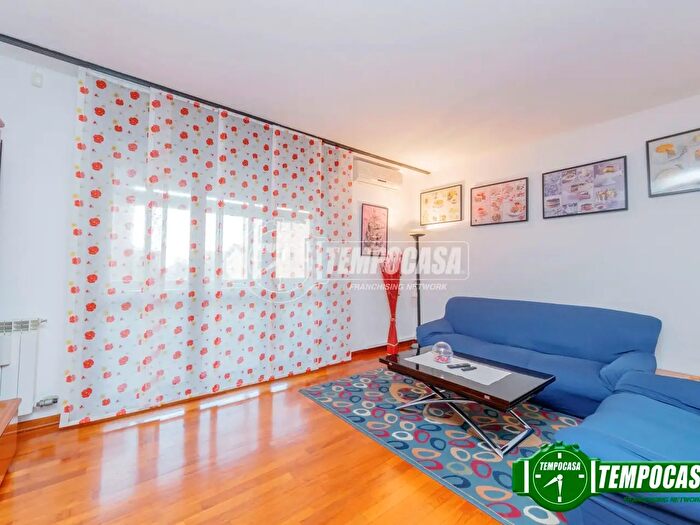 Appartamento trilocale in vendita in Via Wolfgang Amadeus Mozart, Zibido San Giacomo