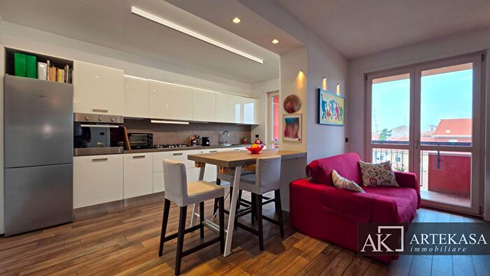 Appartamento trilocale in vendita in Via XXIII Marzo, Novara