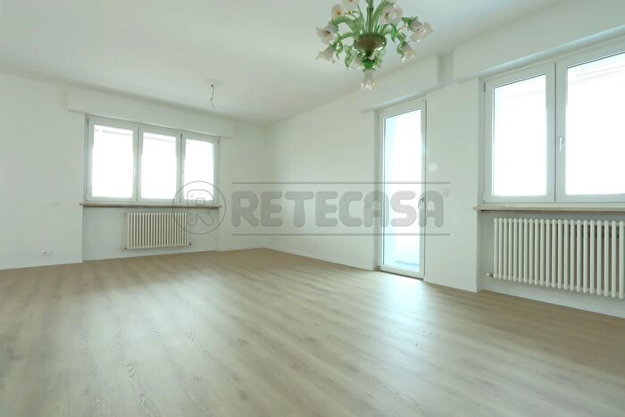 Appartamento in affitto in Via Cimone, Vicenza