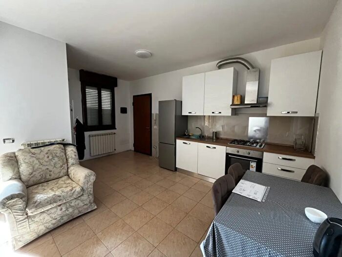 Appartamento trilocale in affitto in Via Costruttori di Pace, Galliera