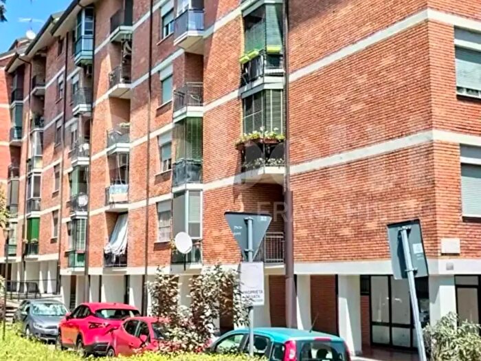 Appartamento bilocale in affitto in Via Sant'Abbondio, Milano