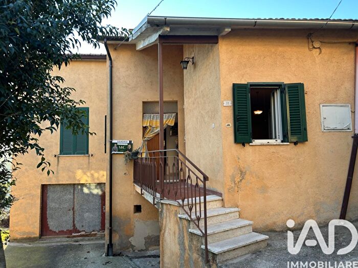 Appartamento trilocale in vendita in Localitãnbsp Montepennino Centro, Montefalco