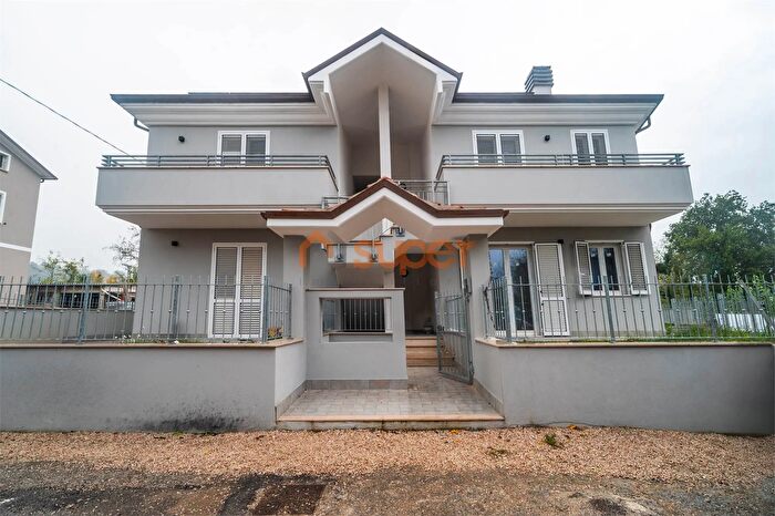 Appartamento trilocale in vendita in Fano