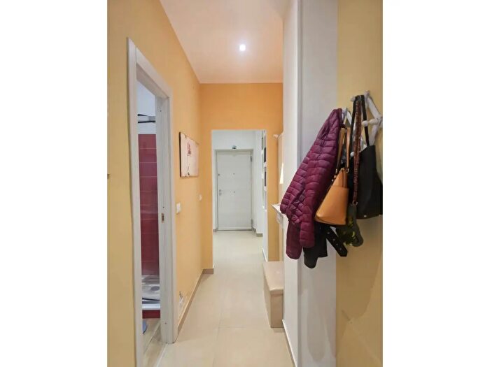 Appartamento quadrilocale in vendita in Via Salaparuta, Palermo