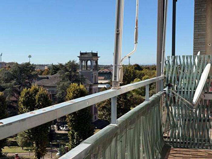 Appartamento bilocale in vendita in Via Bonfiglio Zanardi, Voghera