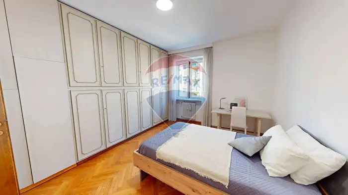 Appartamento monolocale in affitto in Via Sarfatti, Milano