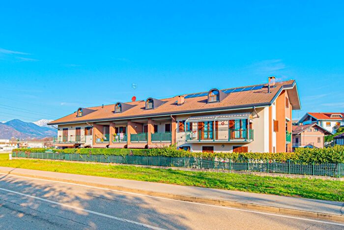 Appartamento trilocale in vendita in Via Mombello, Pianezza