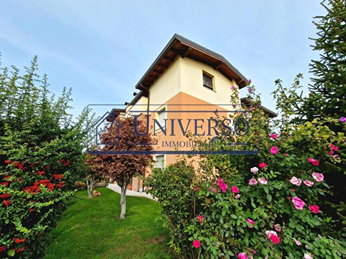 Appartamento bilocale in vendita in Via Papa Giovanni Paolo II Lungavilla, Lungavilla