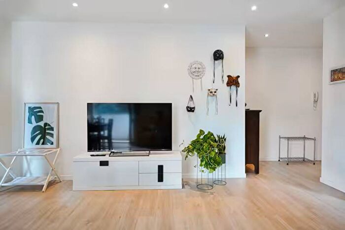 Appartamento bilocale in affitto in Via Andrea Costa, Mestre, Venezia