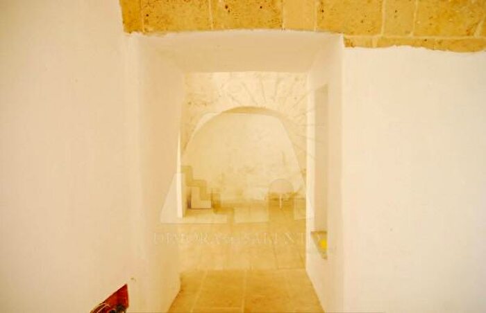 Casa trilocale in vendita in Via a Balsamo, Specchia