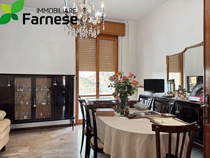 Appartamento trilocale in vendita in Piacenza