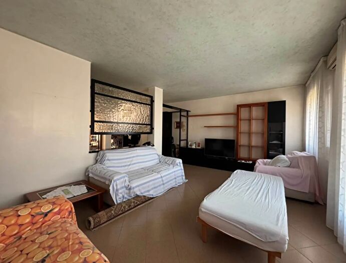 Casa con 6 locali in affitto in Viale Padova Chioggia Ve, Chioggia