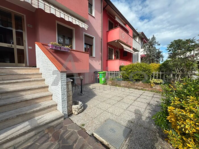 Casa quadrilocale in vendita in S Martino di Venezze Ro, San Martino Di Venezze