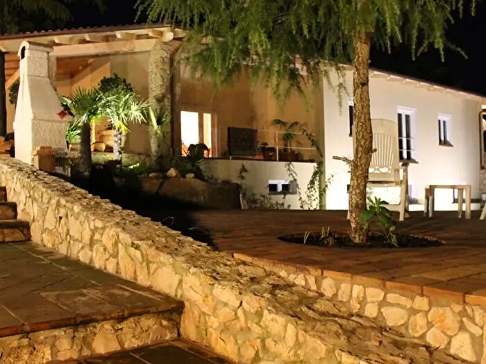 Casa con 5 locali in vendita in Perugia