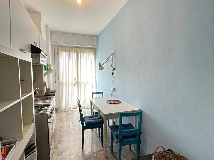 Appartamento bilocale in affitto in Via Ascanio Sforza, Pezzotti Meda, Milano