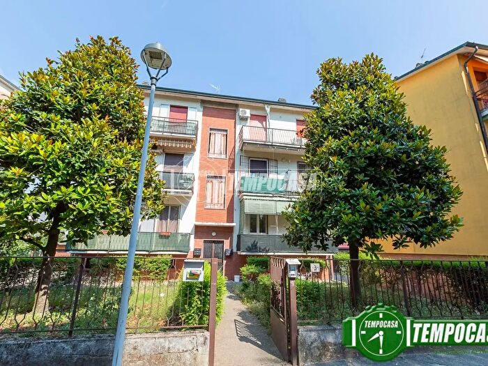 Appartamento trilocale in vendita in Via Francesco Petrarca, Soresina